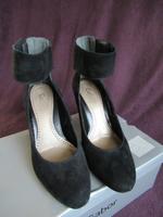 Gabor High Heel Spangen-Pumps 8 cm Absatz Samt Schwarz Gr 5 Nordrhein-Westfalen - Kamp-Lintfort Vorschau