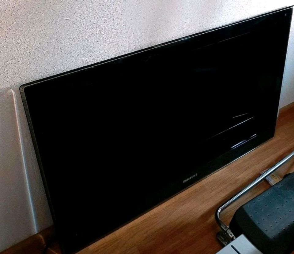 Samsung ue40b7090ww, 40 Zoll, ohne Standfuß in Schwabach