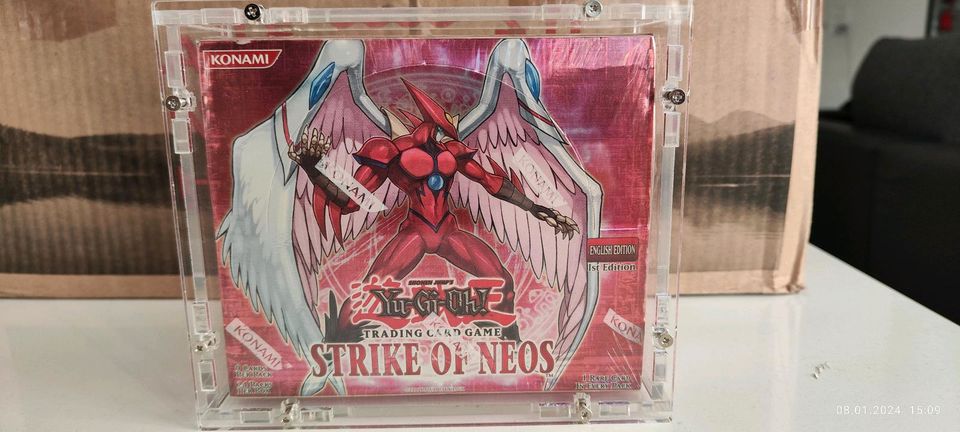Yu-Gi-Oh Hobby Box Strike of Neos 24 Booster Box Display in Hannover