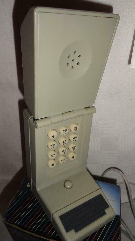 Telefon im Computerdesign Vintage 80er Jahre Rarität in Castrop-Rauxel