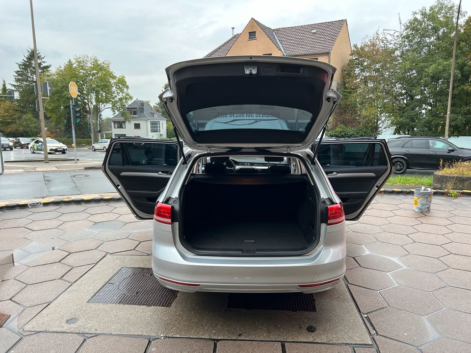 VW Passat Variant in Dortmund