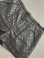 Zara Leder Shorts Stickerei Gr XXL 44 schwarz Niedersachsen - Ganderkesee Vorschau
