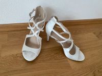 Tolle hübsche Brautschuhe Riemchenpumps Hochzeit Perlmutt Glanz Baden-Württemberg - Ellwangen (Jagst) Vorschau