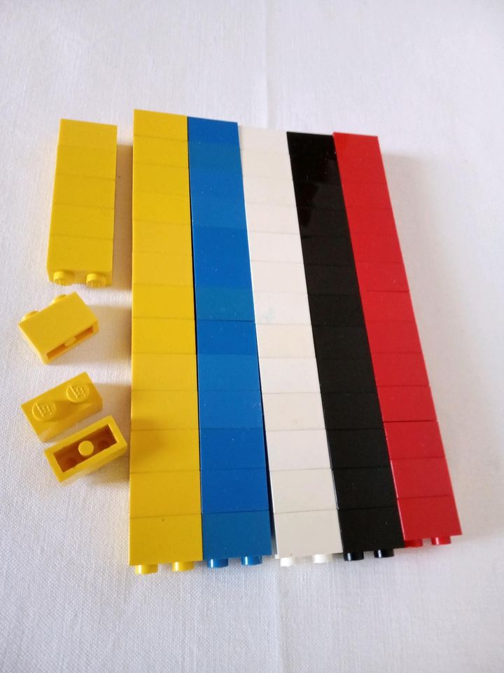 Lego Vintage Rundsteine Basissteine 1 x 1, 1 x2 in Backnang