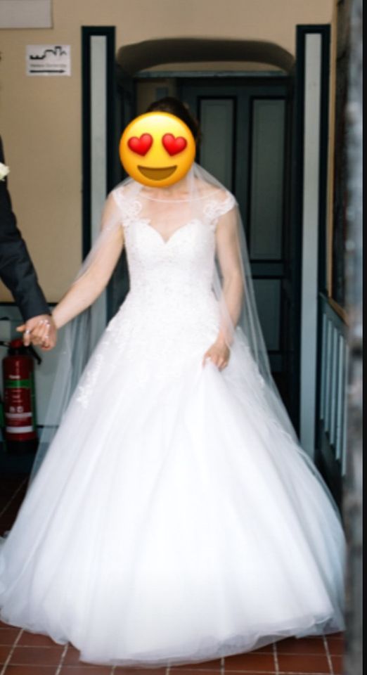 Brautkleid Prinzessin in Vettelschoß