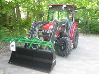 NEU TYM 6225C Schlepper Traktor Frontlader Greifschaufel Kabine Nordrhein-Westfalen - Borchen Vorschau