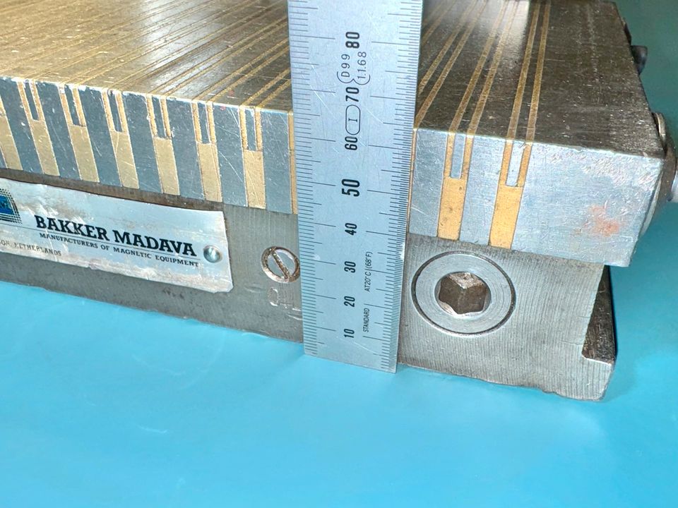 Bakker Madava Permanent Magnet-Spannplatte 250x150 Fräsmaschine in  Nordrhein-Westfalen - Remscheid | Heimwerken. Heimwerkerbedarf gebraucht  kaufen | eBay Kleinanzeigen ist jetzt Kleinanzeigen