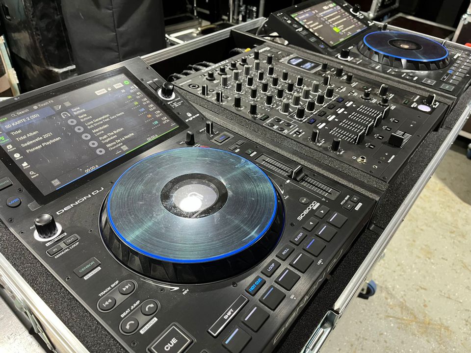 Denon DJ SC6000 Prime DJ-Medienplayer mit Denon X1850 und Case in Weißenfels