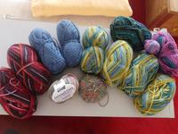 Strickzubehör-Set: Strumpfnadeln Nadelspiel Rundstricknadel Wolle Rheinland-Pfalz - Trier Vorschau