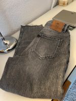 ONLY Damen-Baggyjeans Gr. 29/32, grau, gerne Paypal Wiesbaden - Nordenstadt Vorschau