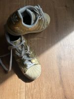Adidas gold Pailletten 38 Sneaker Schuhe Hessen - Fulda Vorschau