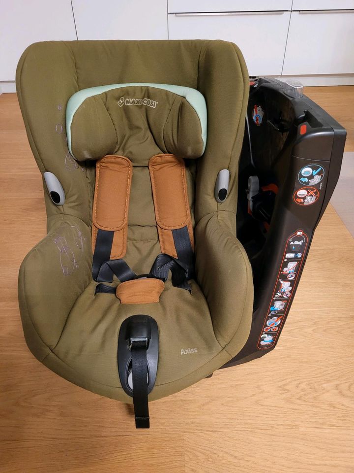 Maxi Cosi Axxis - Kindersitz - drehbar in Hamburg