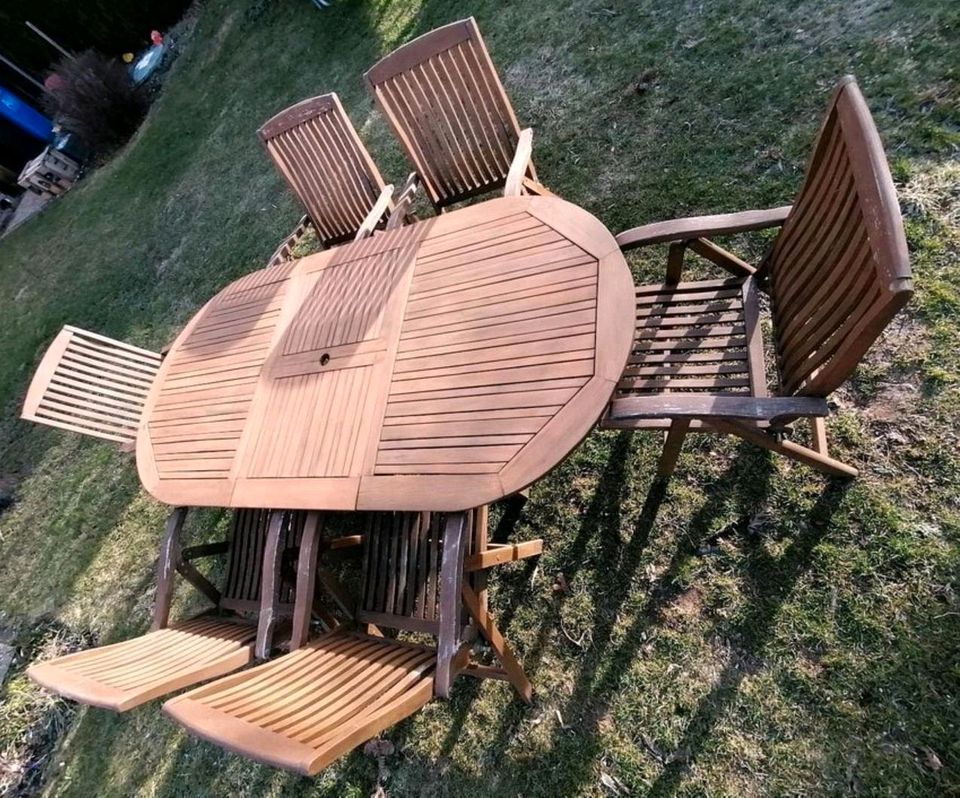 Gartenmöbel Tisch Stühle Klappsessel Auflagen Teak Holz in Aue