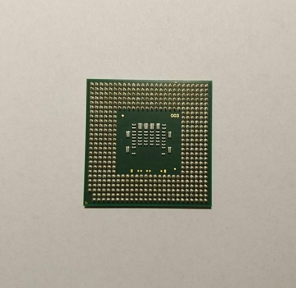 Intel Core 2 Duo T7250 SLA49 in Potsdam