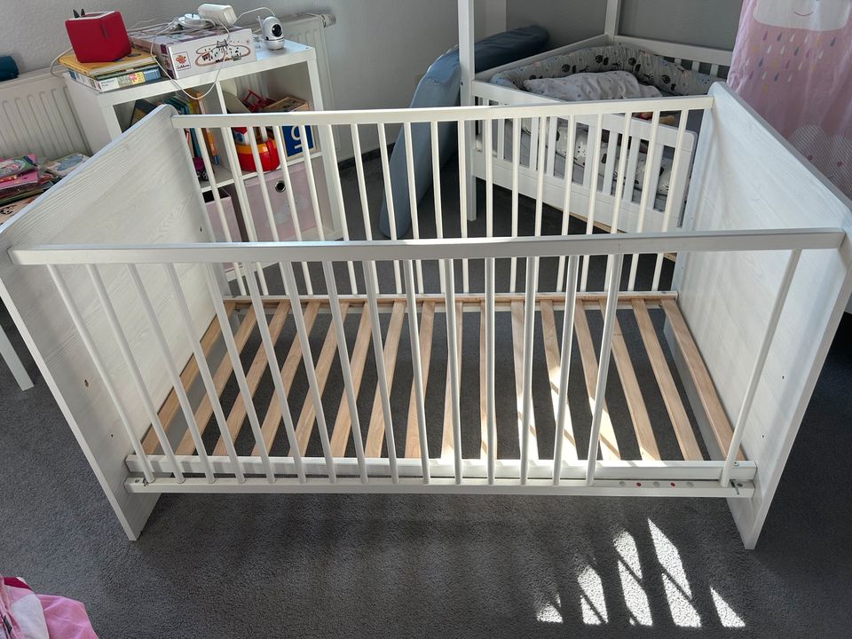 Baby-/Kinderbett in Brieselang