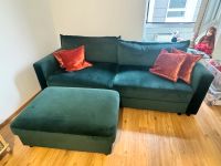 Couch mit Schlaffunktion mit Hocker in Samtgrün Bielefeld - Brackwede Vorschau