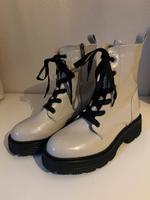 ❤️ Tamaris Chelsea Lack Boots beige hellgrau Größe 39 ❤️ Sachsen - Jößnitz Vorschau