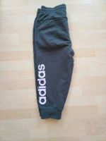 Adidas Sporthose 7/8 Länge Gr. M grau Brandenburg - Prenzlau Vorschau