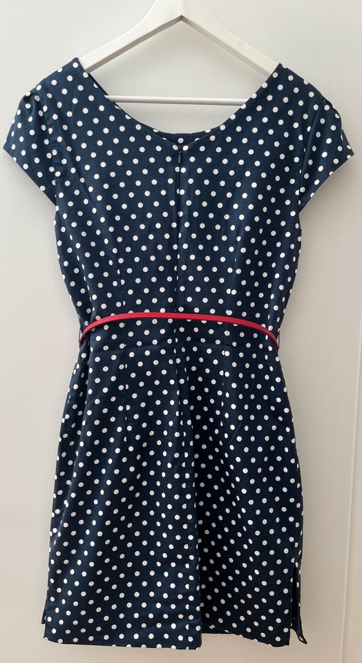 Vero Moda Kleid mit weißen Polka Dots ⭐️ in Waiblingen