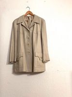 Leder Jacke Gr.42 klassisch Farbe beige Länge 80cm gebr gut erhal Hamburg - Altona Vorschau