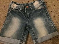 ♡ 2x weiße und Jeans Mädchen kurze Hose Shorts Gr.116-122 Brandenburg - Rauen Vorschau