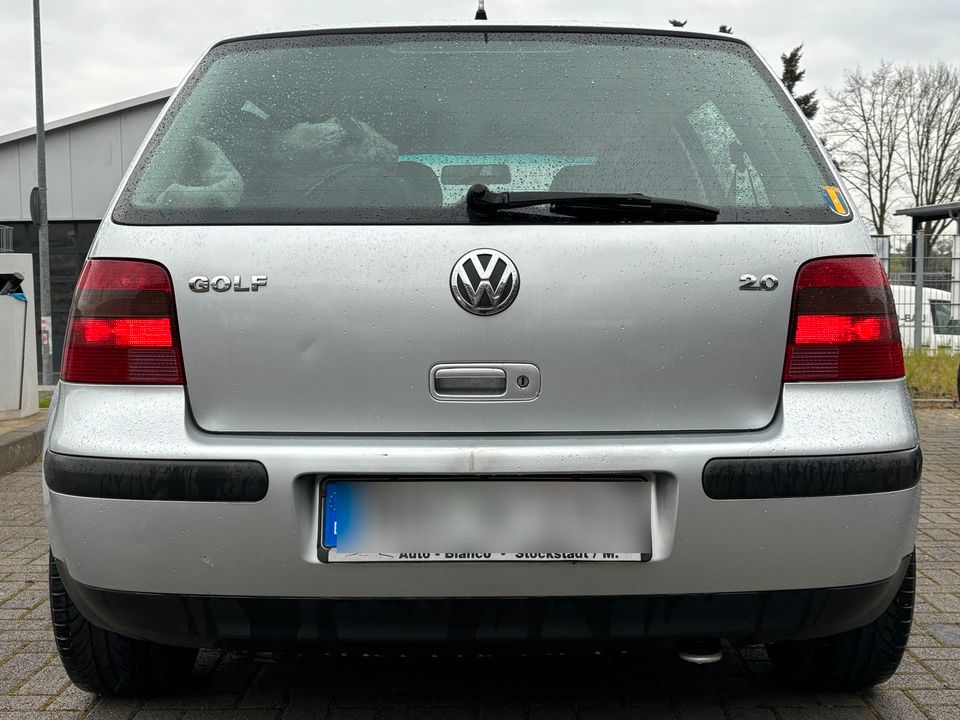 Golf 4, VW 2001 in Nidderau