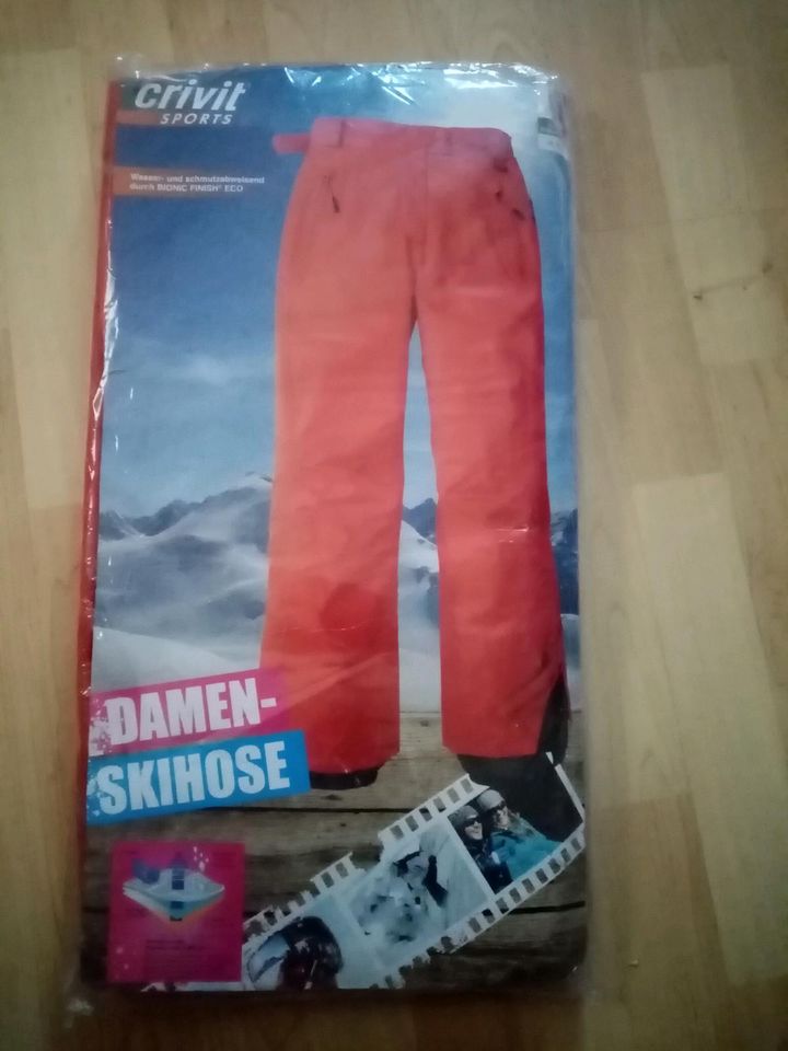 Damen Skihose Größe 42 in rot versand möglich 5, 50€ in Buchhorst