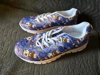 Sneaker Größe 38 39 Neu Krankenschwester Bär Comic lila Sachsen - Neukirch/Lausitz Vorschau