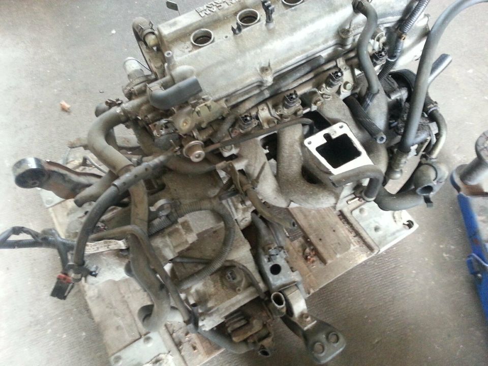 Nissan Micra Motor 40 kw 998 ccm³ aus dem Bj.2000 HSN 9648 338 in Waltershausen