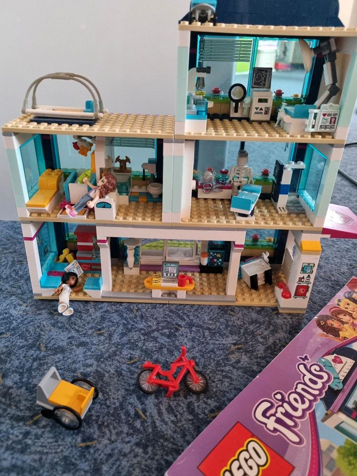 Lego Friends Krankenhaus in Oberaurach