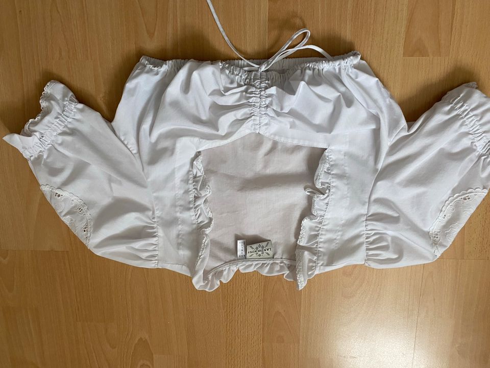 Dirndl mit Schürze, Bluse und Kette zu verkaufen in Bobingen