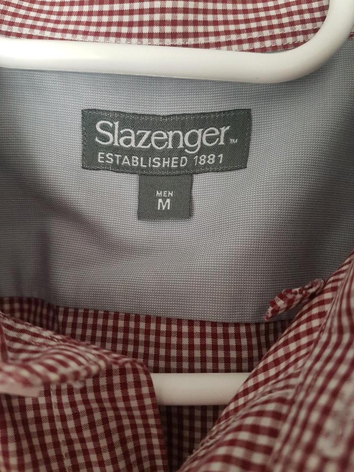Rot und weiß kariertes Herrenhemd von Slazenger, Größe M in Regensburg