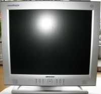 Medion Monitor TFT Flachbildschirm 17 Zoll Silber Modell MD9404QB Obervieland - Kattenesch Vorschau