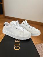 Guess Sneaker Gr 38 Nordrhein-Westfalen - Düren Vorschau