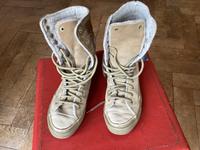 Vintage Converse Winterstiefel Gr 6,5 beige gefüttert Hessen - Eltville Vorschau