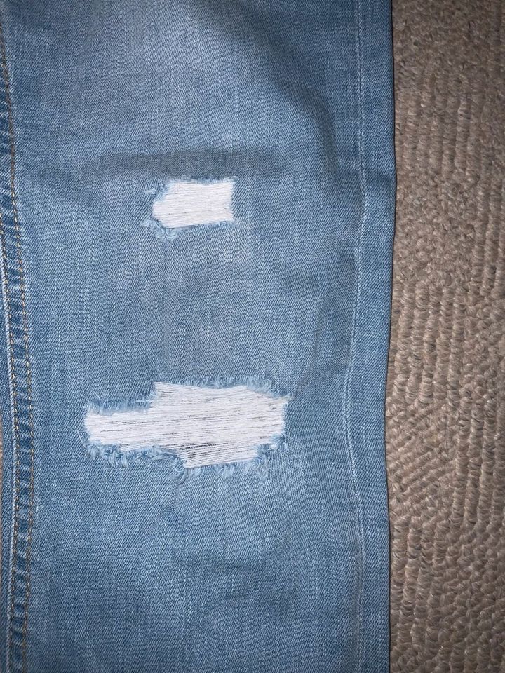 Zara Skinny Jeans/ blau/ Risse/ weitenverstellbar/ 164 in Duisburg