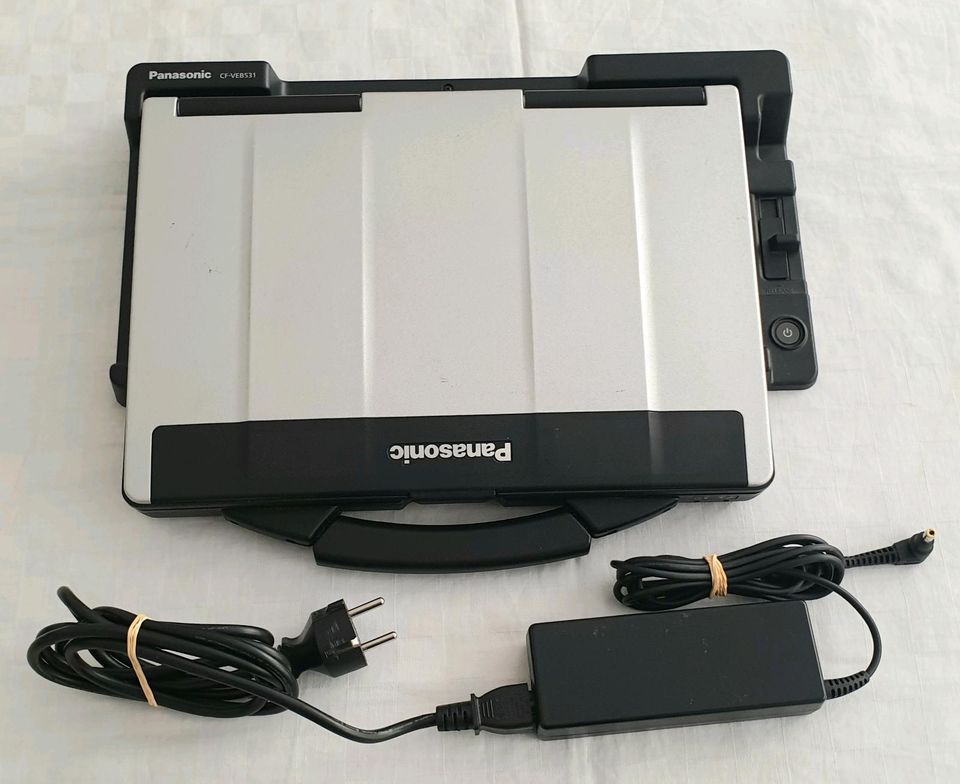 Panasonic Toughbook CF-53 - 2.50GHz i5 - 8GB in Frankfurt am Main