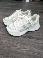 Sneaker weiß/grau Größe 36 Hessen - Aarbergen Vorschau