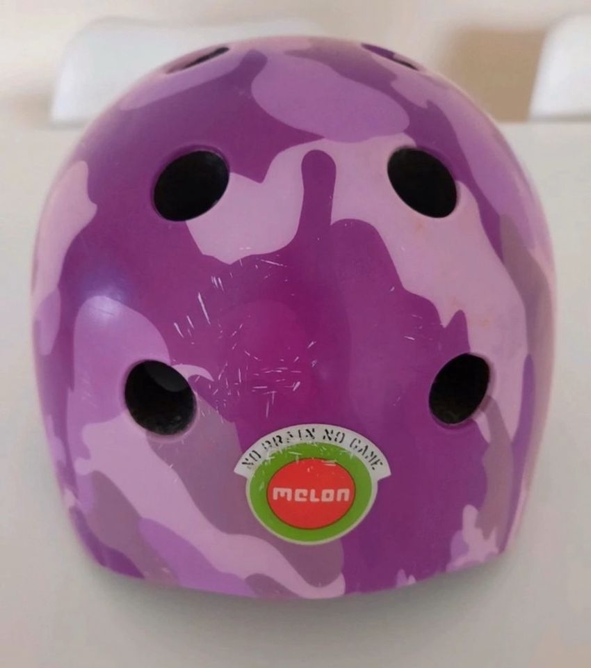 Melon Kinderhelm Skaterhelm Fahrradhelm - Gr. XXS Camouflage lila in Gründau