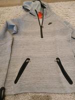 Sportshirt von Nike in XS Sachsen - Nünchritz Vorschau