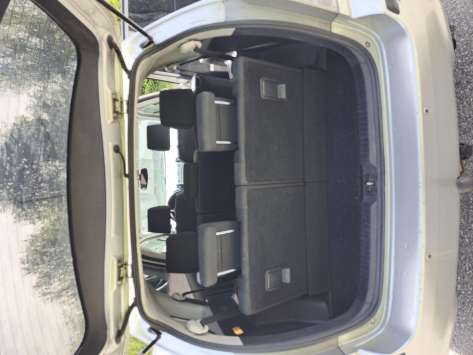 Toyota Corolla Verso 7Sitze Klima Anhängerkupplung in Winhöring