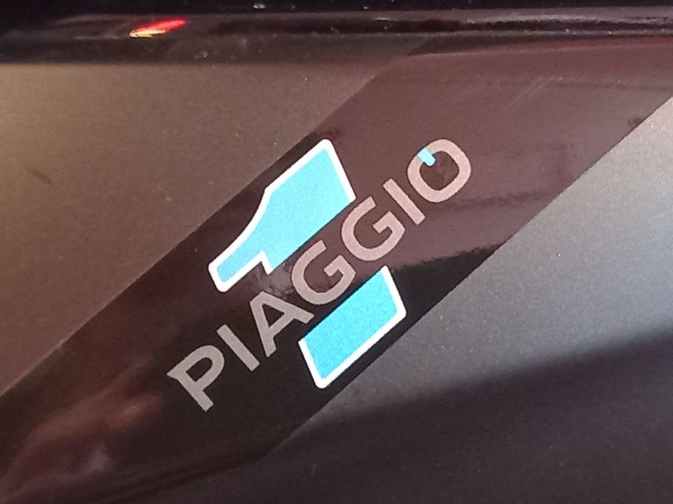 Piaggio 1 Active Elektro neuwertiges Fahrzeug sofort verfügbar in Bamberg