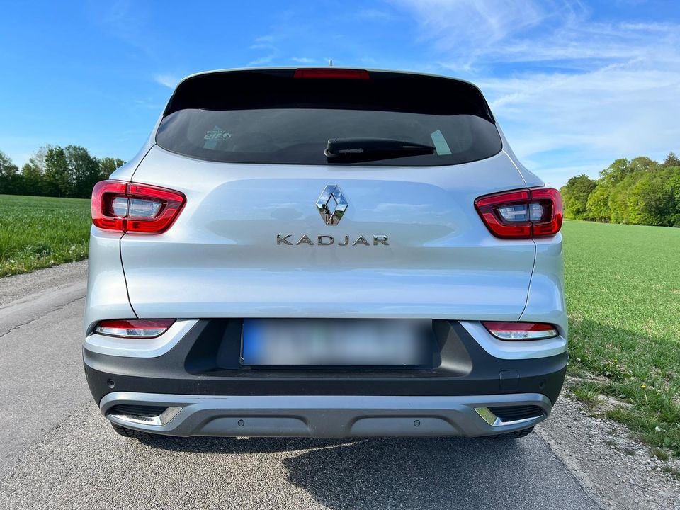 Renault Kadjar Bose silber Scheckheft MWST in Gauting