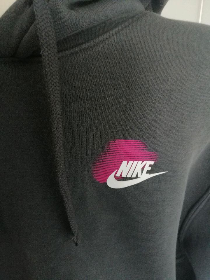 Nike Hoodie Kapuzenpullover Gr. M rauchgrau wNeu in Friedrichroda