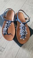Inuovo Zehentrenner / Sandalen Glitzer NEU Gr. 38 Nordrhein-Westfalen - Minden Vorschau