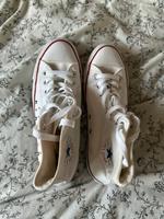 Converse All Star Chucks High Weiß mit Nieten Hessen - Pfungstadt Vorschau