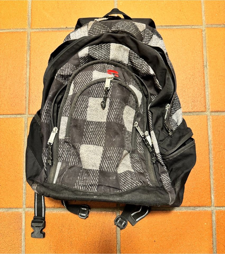 Take it Easy Schultasche Rucksack in Flieden