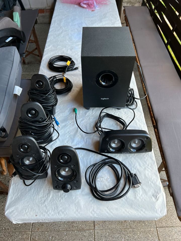 Logitech Z506  Surround-System in Dautphetal