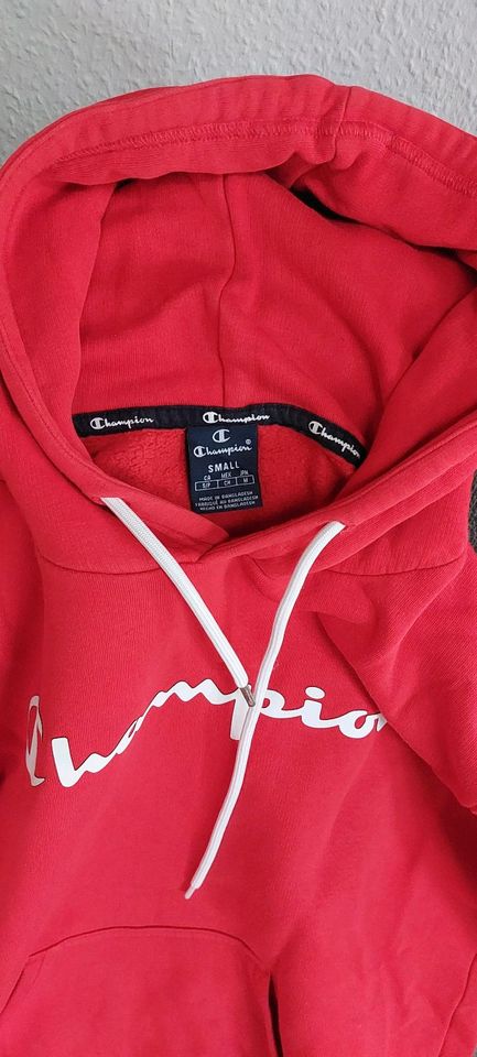 Champion Hoodie,  Kapuzensweatshirt,  Gr.S in Meine