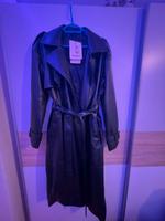 Trenchcoat/Mantel aus Kunstleder mit Gürtel Niedersachsen - Stuhr Vorschau